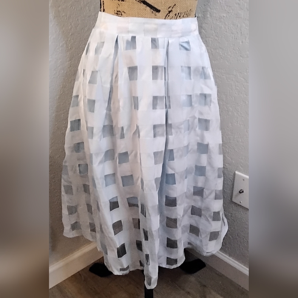 Charlotte Russe White Checkered A-Line Skirt